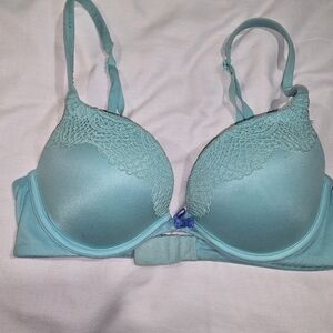 Victoria's Secret Light Blue Lace Bra